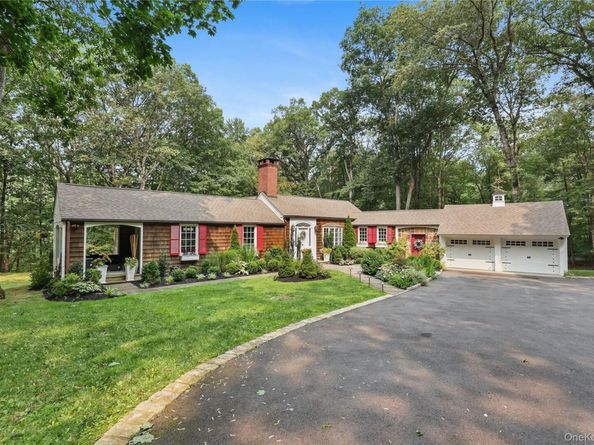27 Deepwood Hill, Chappaqua NY 10514