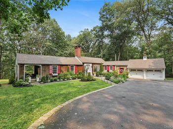 27 Deepwood Hill
