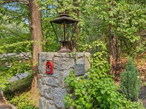 27 Deepwood Hill, Chappaqua NY 10514
