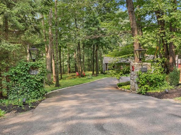 27 Deepwood Hill, Chappaqua NY 10514