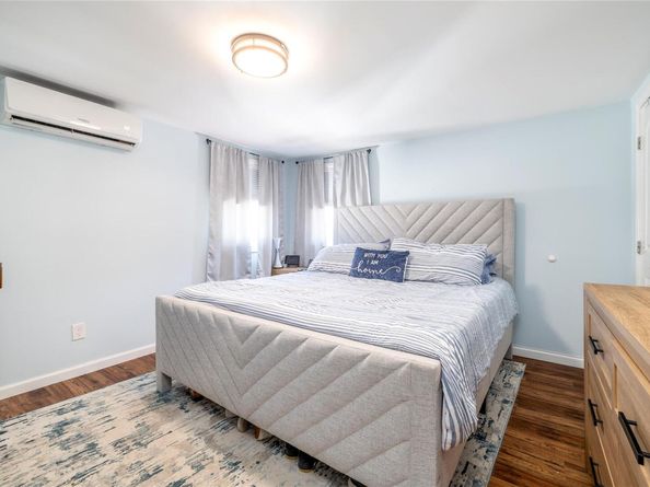 44 Tyler Street, Freeport NY 11520
