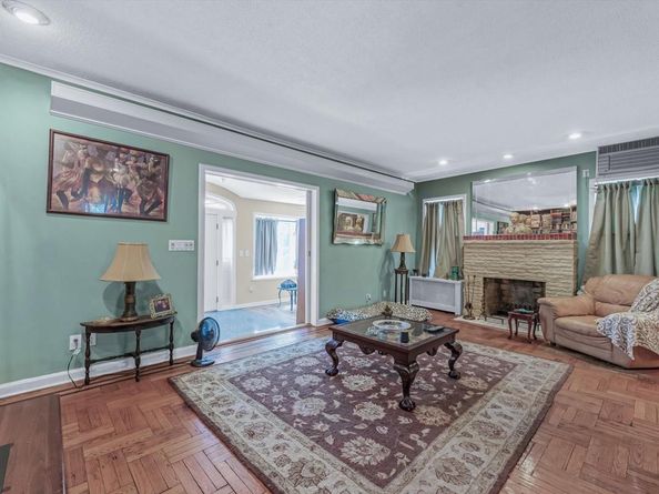 188-45 Quencer Road, Saint Albans NY 11412