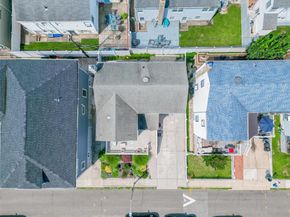 7 Vinton Street, Long Beach NY 11561