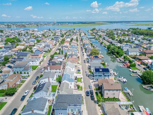 7 Vinton Street, Long Beach NY 11561