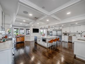 60 W 2nd Street, Freeport NY 11520