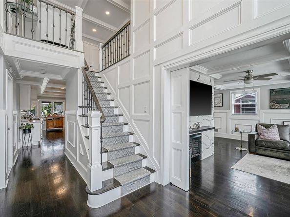 60 W 2nd Street, Freeport NY 11520