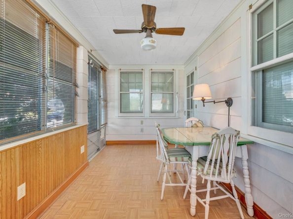 22 Oak Street, Hicksville NY 11801