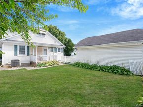 22 Oak Street, Hicksville NY 11801