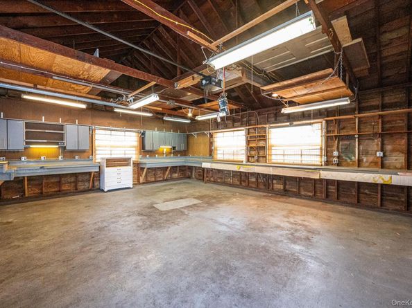22 Oak Street, Hicksville NY 11801