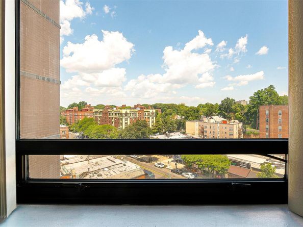 116-24 Grosvenor Lane 8D, Kew Gardens NY 11415