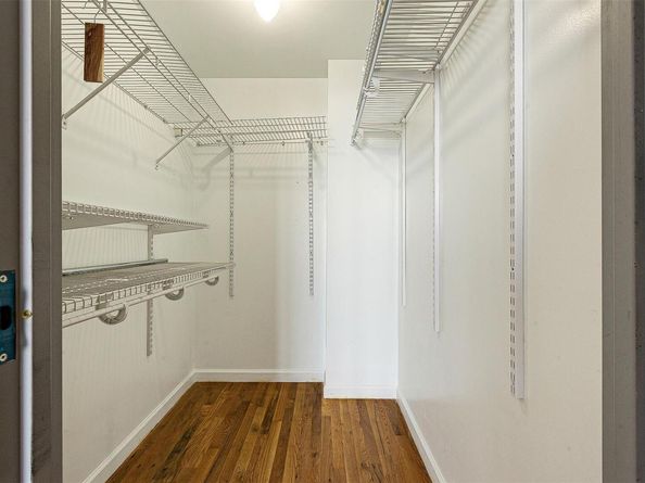 116-24 Grosvenor Lane 8D, Kew Gardens NY 11415