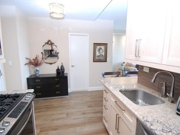 27010 Grand Central Parkway 27F, Floral Park NY 11005