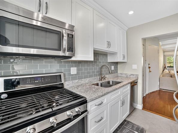 85 Wiltshire Road B11, Scarsdale NY 10583