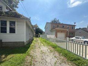 578 Seaman Avenue, Baldwin NY 11510