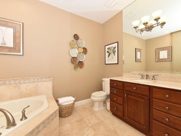 415 Pacing Way, Westbury NY 11590