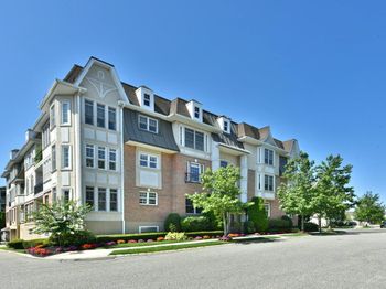 415 Pacing Way