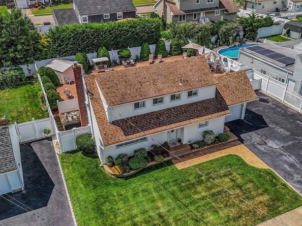532 Alwick Avenue, West Islip NY 11795