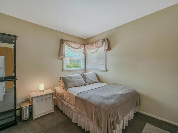 532 Alwick Avenue, West Islip NY 11795
