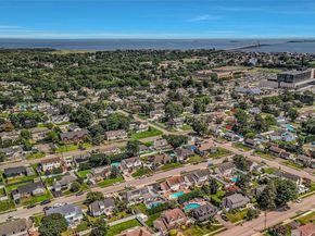 532 Alwick Avenue, West Islip NY 11795