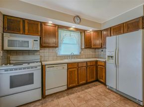 532 Alwick Avenue, West Islip NY 11795