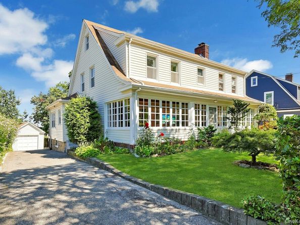 15 Heminway Avenue, New Rochelle NY 10801