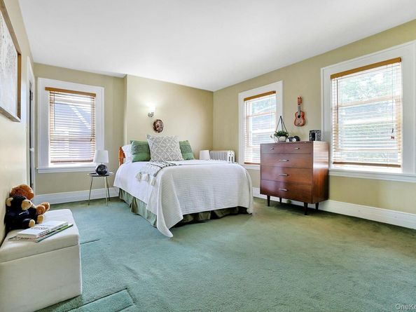 15 Heminway Avenue, New Rochelle NY 10801