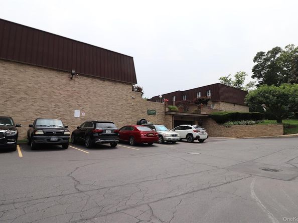 200 Hilton Avenue 55, Hempstead NY 11550