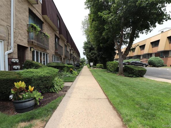 200 Hilton Avenue 55, Hempstead NY 11550