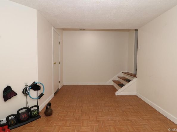 200 Hilton Avenue 55, Hempstead NY 11550