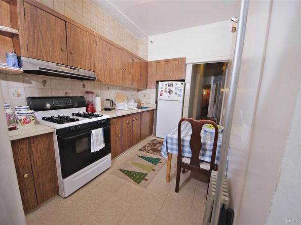 3128 Seymour Avenue, Bronx NY 10469