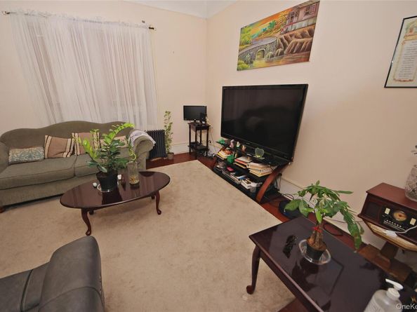 3128 Seymour Avenue, Bronx NY 10469