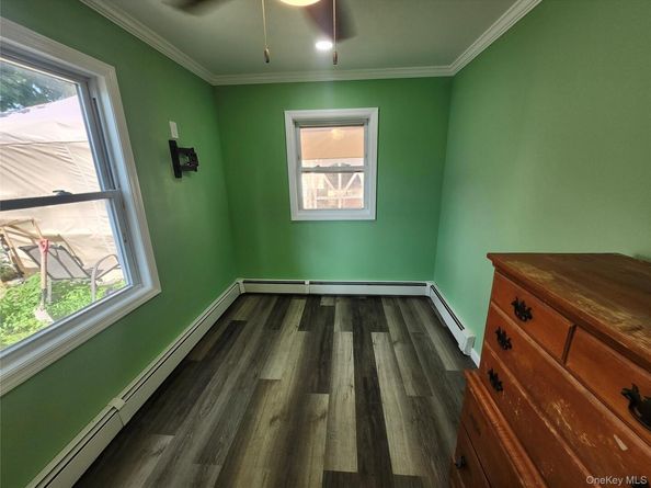 3 Brook Lane, Levittown NY 11756