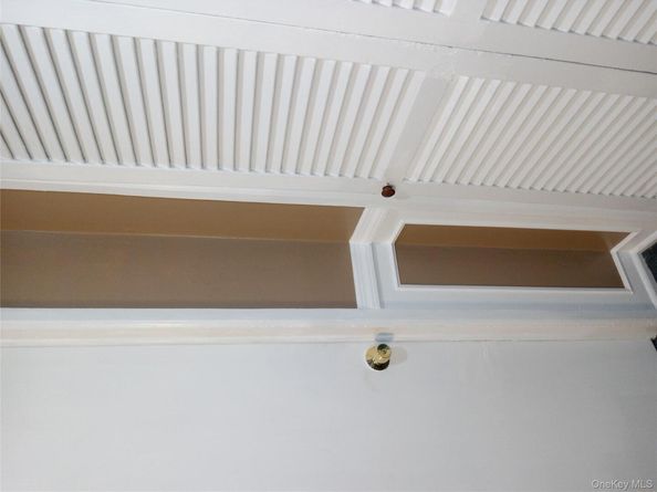 3 Brook Lane, Levittown NY 11756