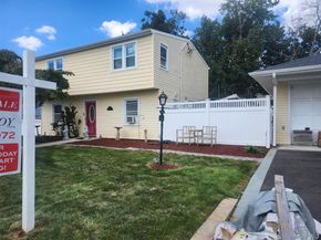 3 Brook Lane, Levittown NY 11756