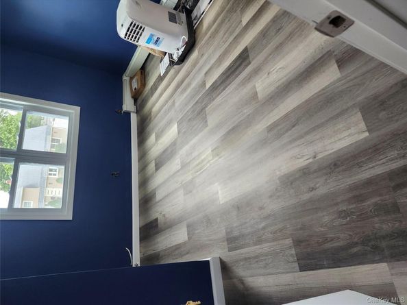 3 Brook Lane, Levittown NY 11756