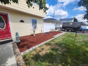 3 Brook Lane, Levittown NY 11756
