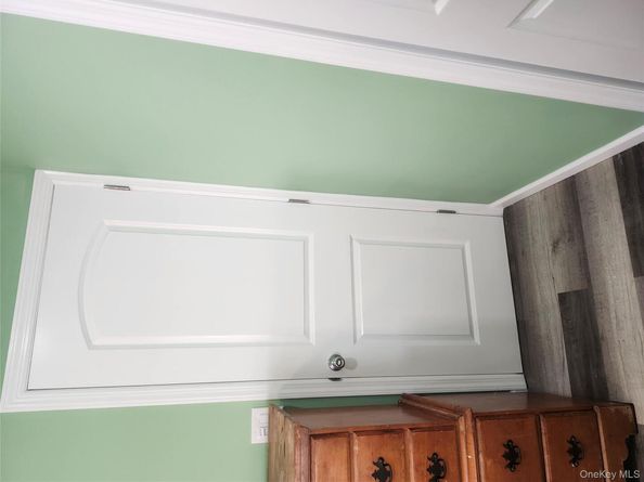 3 Brook Lane, Levittown NY 11756