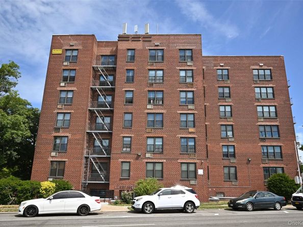 108-05 Astoria Boulevard 1B, Astoria NY 11369