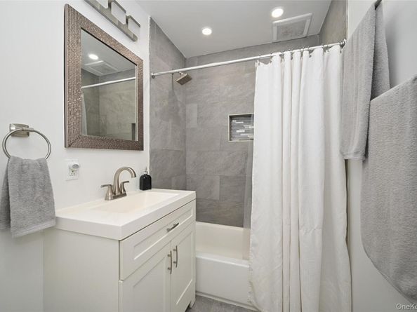 108-05 Astoria Boulevard 1B, Astoria NY 11369