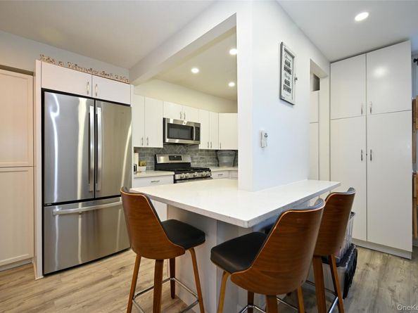 108-05 Astoria Boulevard 1B, Astoria NY 11369