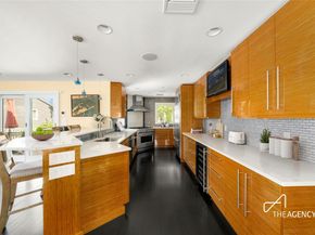50 Ships Point Lane, Oyster Bay NY 11771