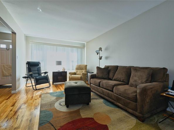281 Wheeler Avenue 7, Valley Stream NY 11580