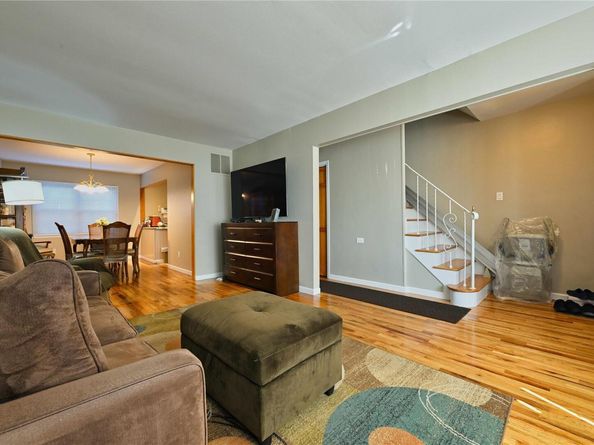 281 Wheeler Avenue 7, Valley Stream NY 11580
