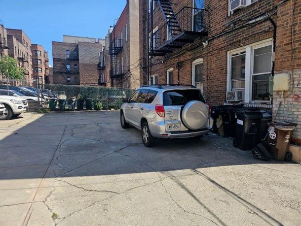 43-32 40 Street, Sunnyside NY 11104