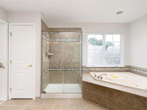 48 Avolet Court, Mount Sinai NY 11766