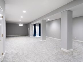 48 Avolet Court, Mount Sinai NY 11766