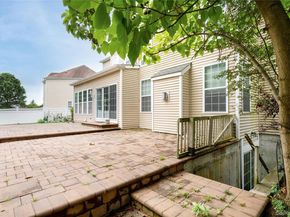 48 Avolet Court, Mount Sinai NY 11766