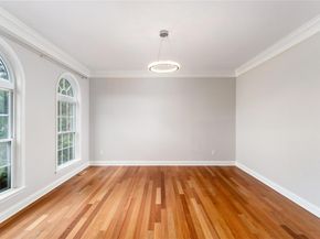 48 Avolet Court, Mount Sinai NY 11766