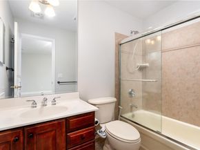 48 Avolet Court, Mount Sinai NY 11766