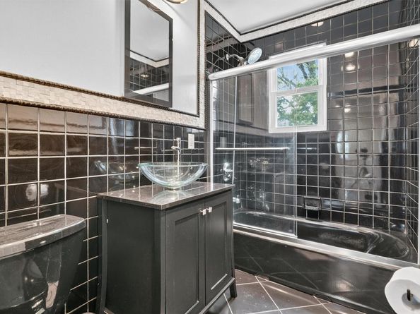 230 Huntington Avenue, Bronx NY 10465